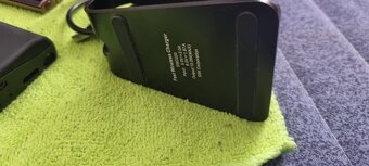 Zánovní Samsung S22 Ultra s raritním dobíjecím pouzdrem 5000 - 2