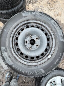 Prodám zimní sadu 195/65 R15 5x100 - 2