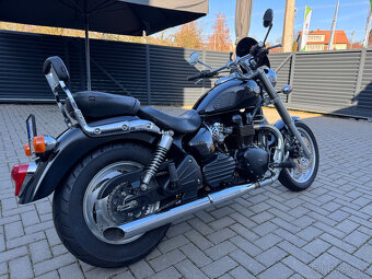 Triumph Speedmaster - 2