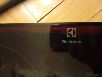 Indukční varná deska Electrolux LIR60433 - 2