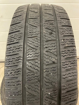 Pirelli Carrier Winter 235/65 R16C 115/113R 2Ks zimní pneu - 2