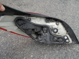 Pravé zadní světlo Opel Insignia sedan - 2