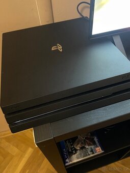 PS4 Pro - 2