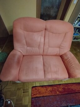 Pohovka a kreslo - 2