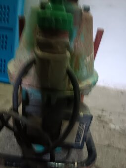 Prodám čerpadlo na vodu funkční - 2