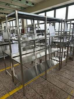 Nerezový regál - 2