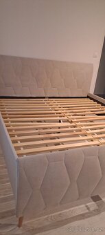 Manželská postel 180x200 - 2