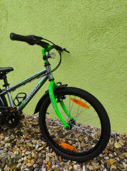 Značkové dětské kolo Author 20" (stříbrná/zelená) - 2