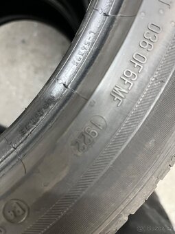 245/45R18 - 2