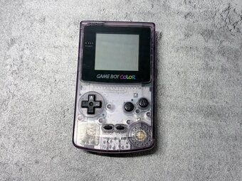 - Nintendo GameBoy Color CGB-001 - - 2