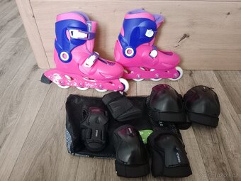 Dětské kolečkové brusle velikost 32-34 - 2