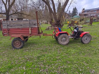 Malotraktor s vlečkou - 2