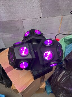 18x10W RGB LED disko světla s pohyblivou hlavou - 2