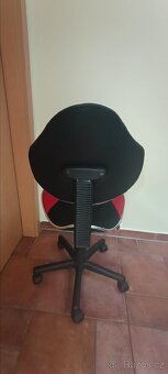 Otáčecí židle - 2