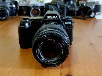 SIGMA SA-300 (Sigma UC Zoom 70-210mm MC) - 1992 - 2