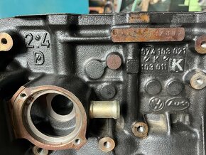 VW T4-2.4 D - 2