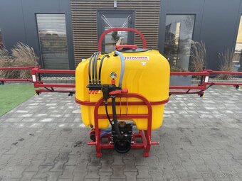 Postřikovač 400L 10m STRUMYK - 2