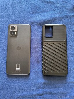Motorola Edge 30 Neo 8/128 GB Plně funkční - 2
