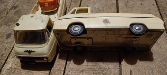 Škoda 1203 a dodávka T1 bus - 2