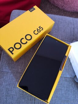Mobilní telefon POCO C65 8/256GB - 2