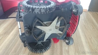 Robotická sekačka Robotická sekačka Ambrogio Line 200r Elite - 2