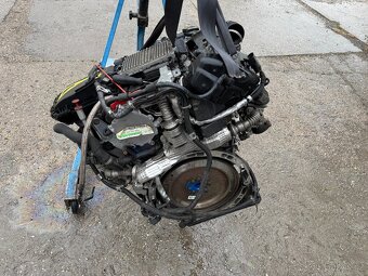 -----MERCEDES BENZ E 400 V6 B 4MATIC W212----- - 2