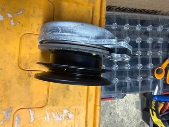 Elektromagnetická spojka pro traktor AL-KO ALKO SOLO 464115 - 2