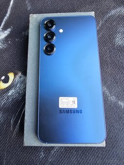 Samsung S 25 128gb úložiště - 2