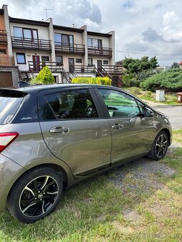 Toyota Yaris 1.5 VVTi Selection - 2