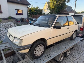 Peugeot 205 indiana - 2