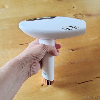 Laserový odstraňovač chloupků B - Shine - 2