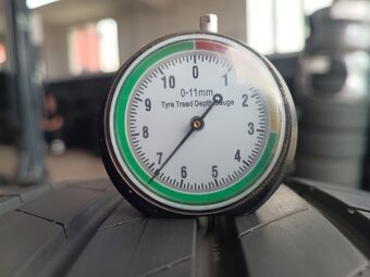 235/55 R18 BRIDGESTONE (0225) - 2