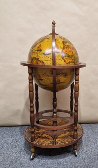 RETRO POJÍZDNÝ STOLEK - GLOBUS - 2