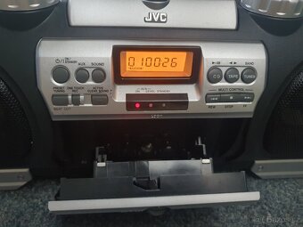 JVC RV-B99 Powered Woofer CD System válec - 2