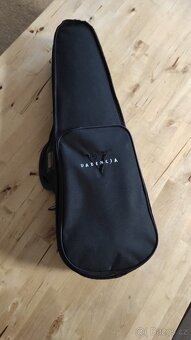 Housle Valencia V160 1/8 - 2