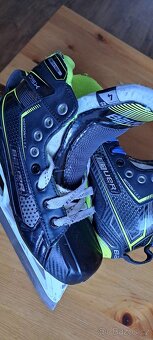 brankařské brusle Bauer GSX velikost 4EE - 2