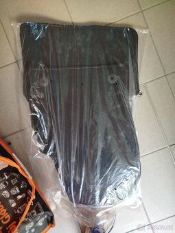 Prodám textilní koberce Octavia 4 originál zabalené - 2