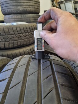 Kumho Ecsta PS71 205/60 R16 - 2