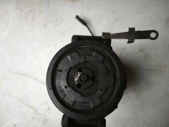 Kompresor klimatizace BMW E60 / E61 NA REPAS - 2