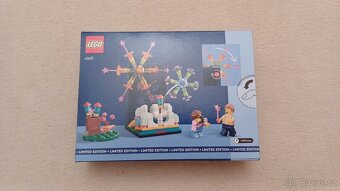 Lego 40689 Oslava s ohňostroji - 2