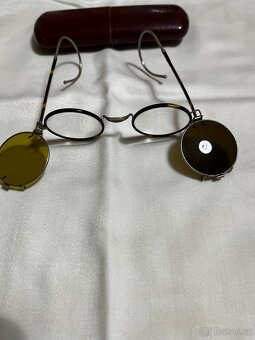 Prodej starožitných brýlí - 2