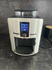 Krups EA81 automatický kávovar na zrnkovou kávu - 2