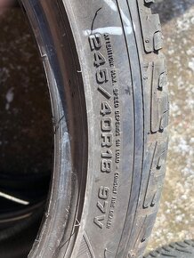 Zimní pneu 245/40R18 - 2