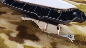 SAAB 9-3 NG pravý přední blatník - 2