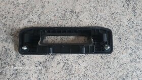 Uvolňovací rukojeť pátých dveří Mercedes Benz GLK - 2