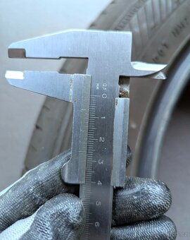 Prodám 4 ks letních pneu - 215/55 R18 - 2