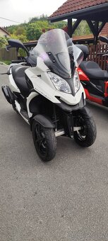 Skútr Quadro 350 D - 2