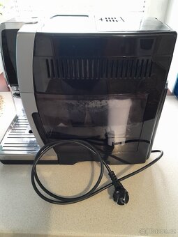 Automatický kávovar DeLonghi Dinamica - 2