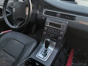 Volvo v 70 d5 awd - 2