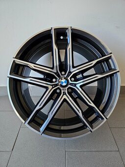 Orig. BMW M5/M8 Dvourozměr 20" - Top - 2